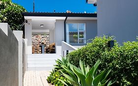 Oceanbreeze50 Stylish Garden Route Stay In Central Mossel Bay
